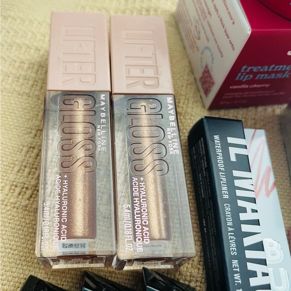 13 Piece Lip Bundle-Kylie, Morphe, Buxom, Jubel, Toy Factory, Hard Candy, more! - Picture 4 of 7